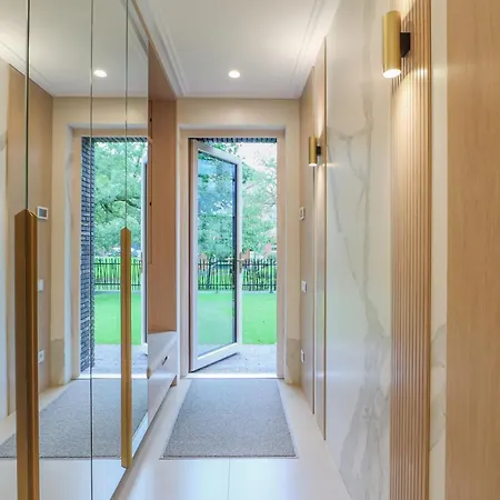 Simpsono Apartamentai * Паланга